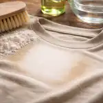 O pată de grăsime de pe hainele tale preferate va dispărea în cinci minute cu un remediu de bucătărie o-pata-de-grasime-de-pe-hainele-tale-preferate-va.png